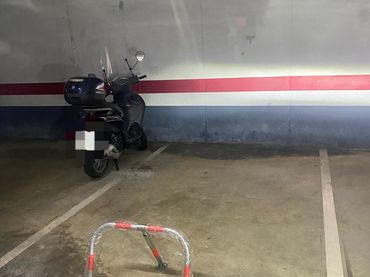 Einzelparkplatz zum Verkauf in Avinguda de Can Marcet 18