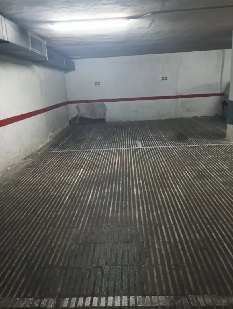 Garage for sale in Santa Coloma de Gramenet  with Alarm