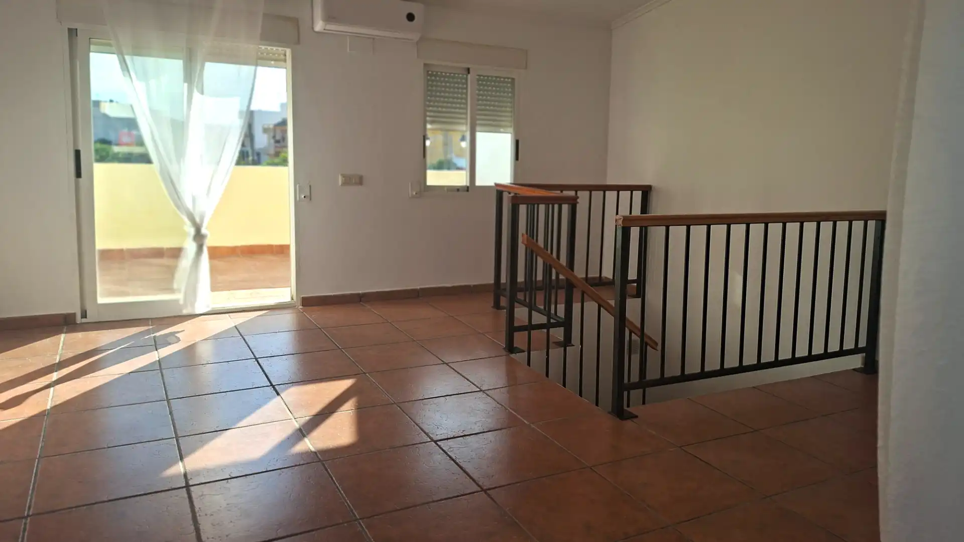 Casa adosada en venta en Massamagrell con Aire acondicionado, Terraza y Balcón