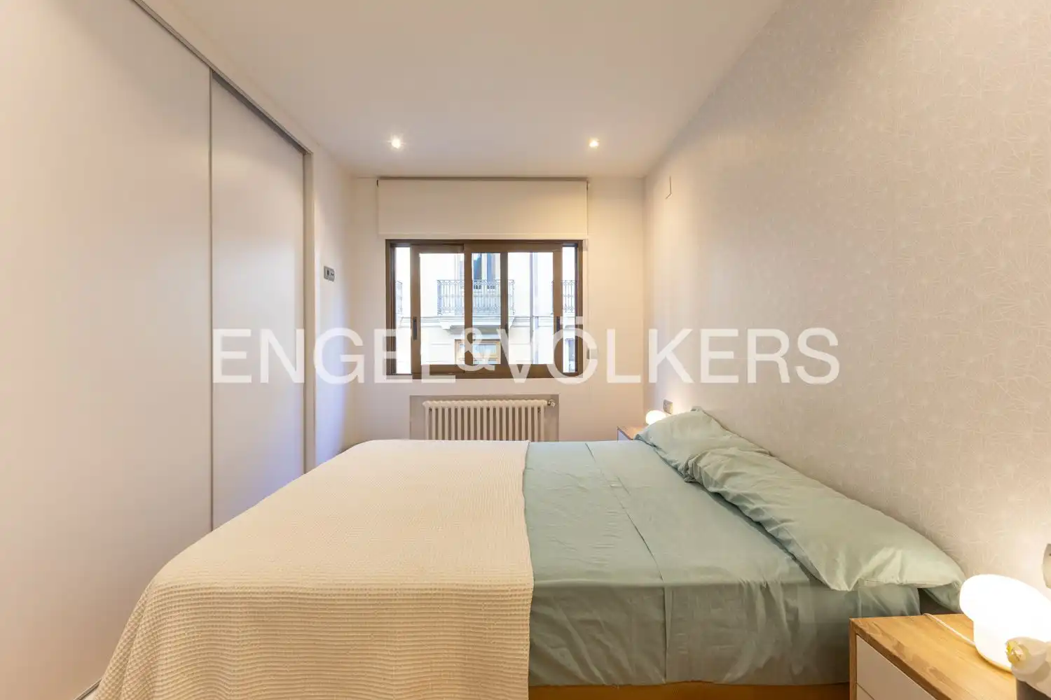 Bedroom of Flat for rent in Valencia  with Air Conditioner, Heating and Parquet flooring
