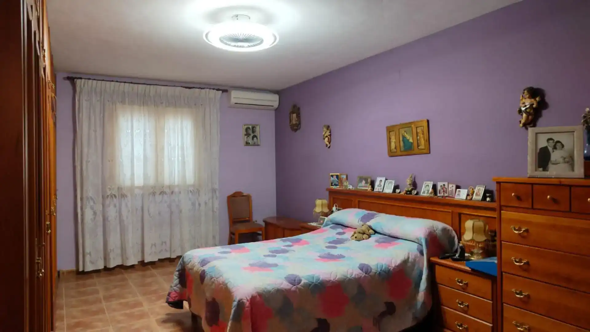Habitación de Finca rústica en venta en Flix con Aire acondicionado, Piscina y Balcón