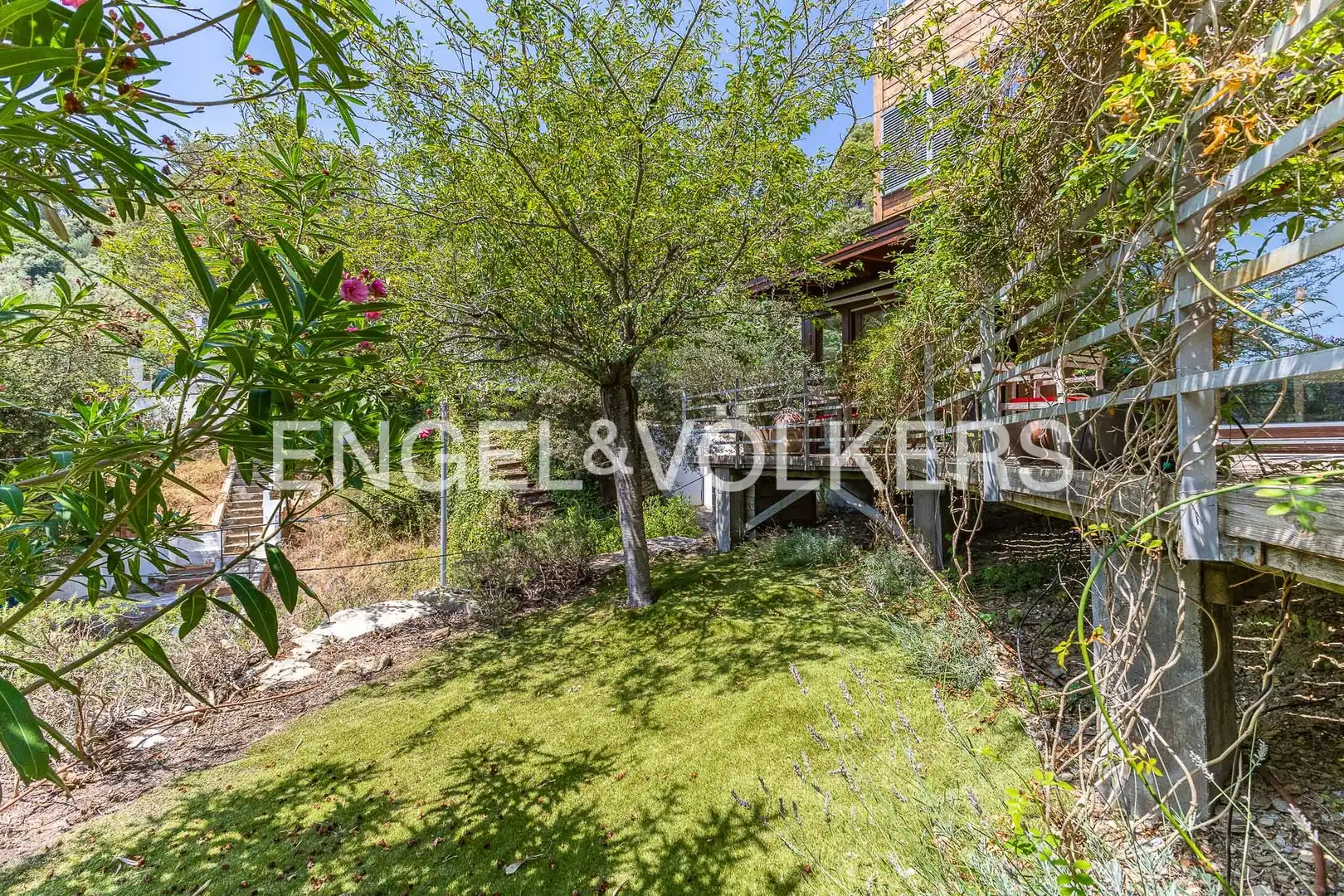 Casa o chalet en venta en Barcelona con Calefacción, Jardín privado y Parquet