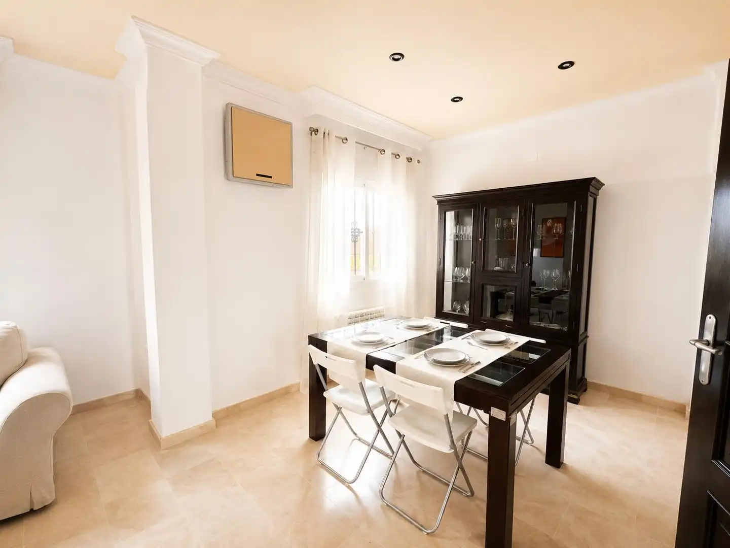 Comedor de Casa adosada en venta en Ogíjares con Calefacción, Amueblado y Balcón