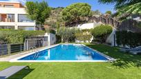 Swimming pool of House or chalet for sale in Esplugues de Llobregat  with Air Conditioner, Heating and Terrace