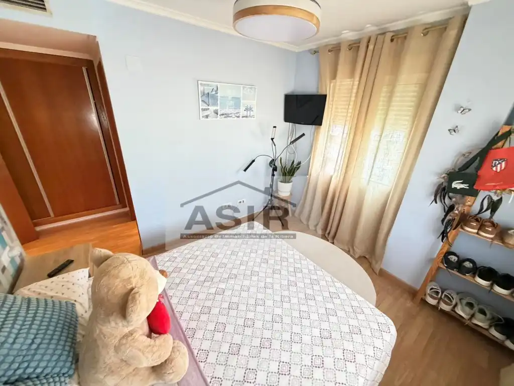 Habitación de Casa o chalet en venta en Alzira