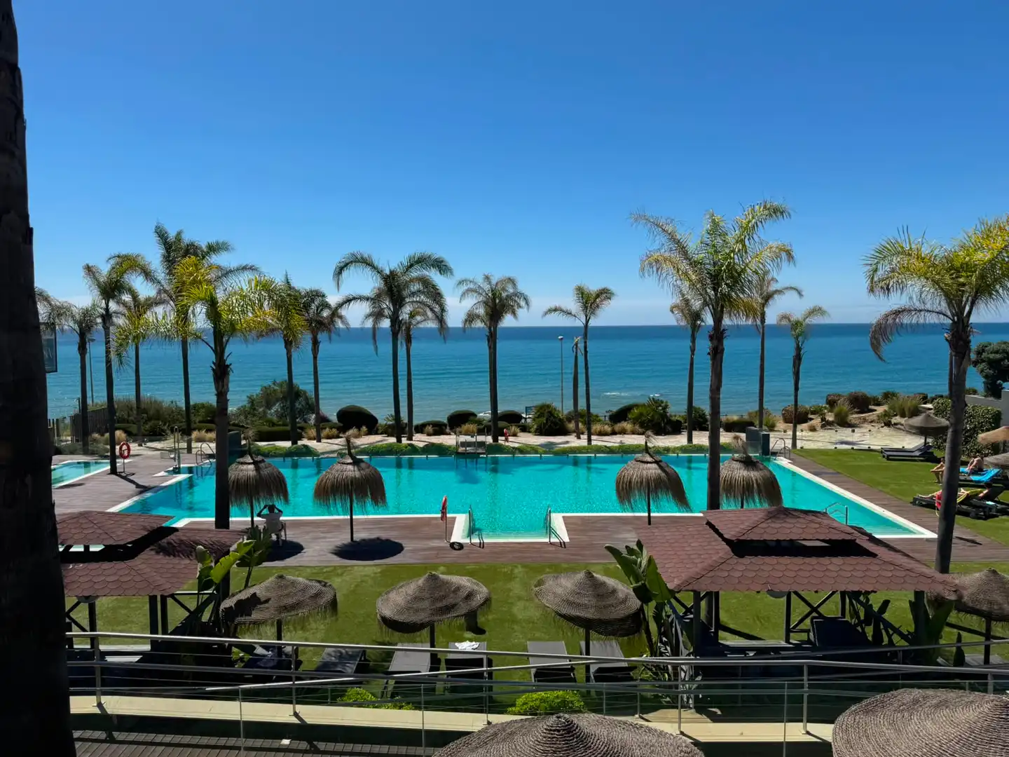 Swimming pool of Apartments for sale in Mijas  with Air Conditioner, Heating and Terrace