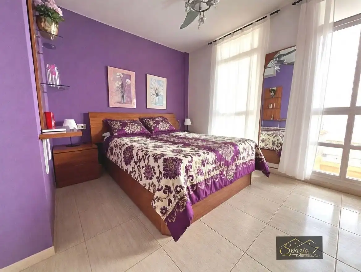 Habitación de Dúplex en venta en Candelaria con Aire acondicionado, Amueblado y Horno