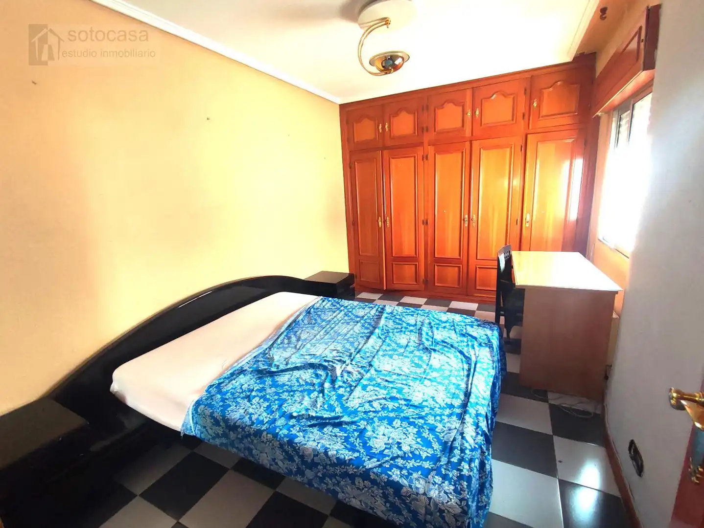Habitación de Piso en venta en Valladolid con Calefacción, Terraza y Amueblado