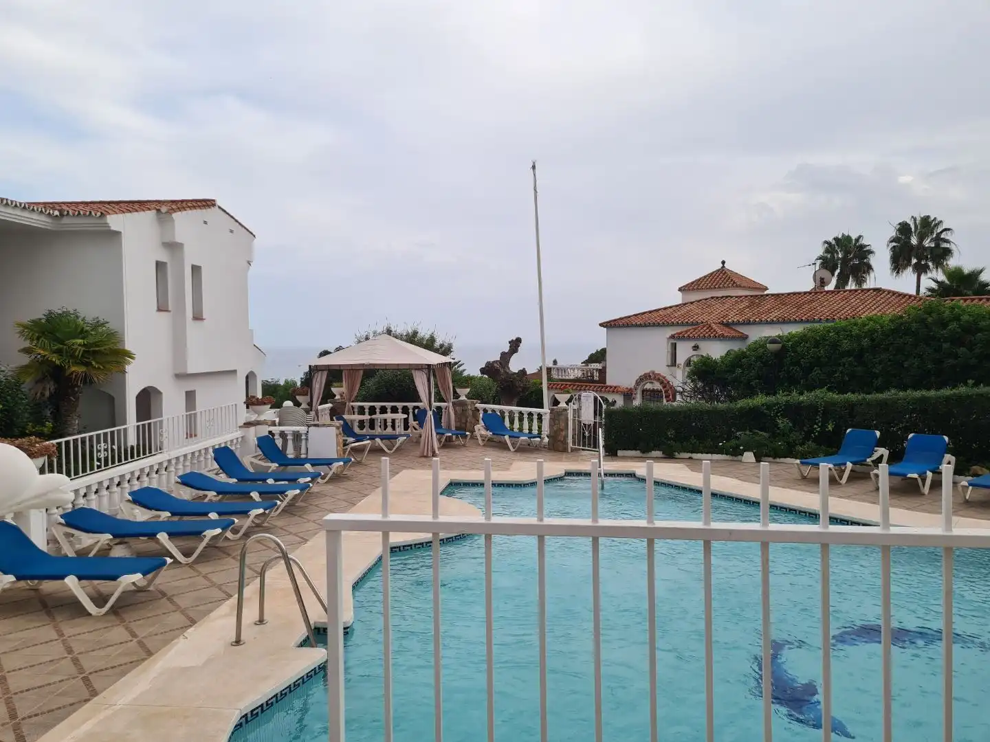 Apartment with pool for sale in Plaza Pajaritos los Urbanización Hacienda Guadalupe 34, imagen 6