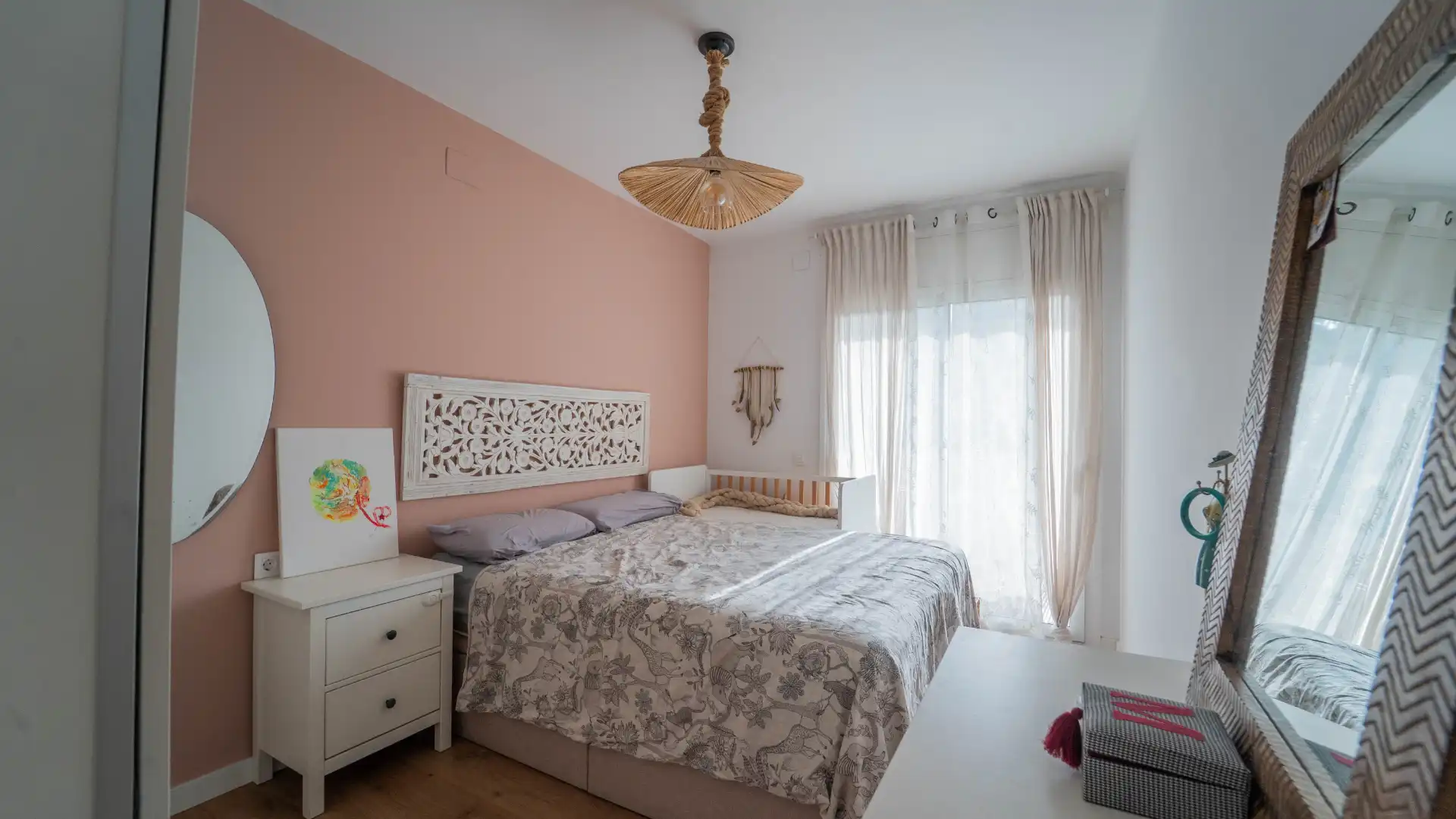 Habitación de Casa o chalet en venta en Pineda de Mar con Aire acondicionado, Calefacción y Jardín privado