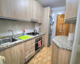 Kitchen of Flat to rent in  Granada Capital  with Air Conditioner, Heating and Furnished