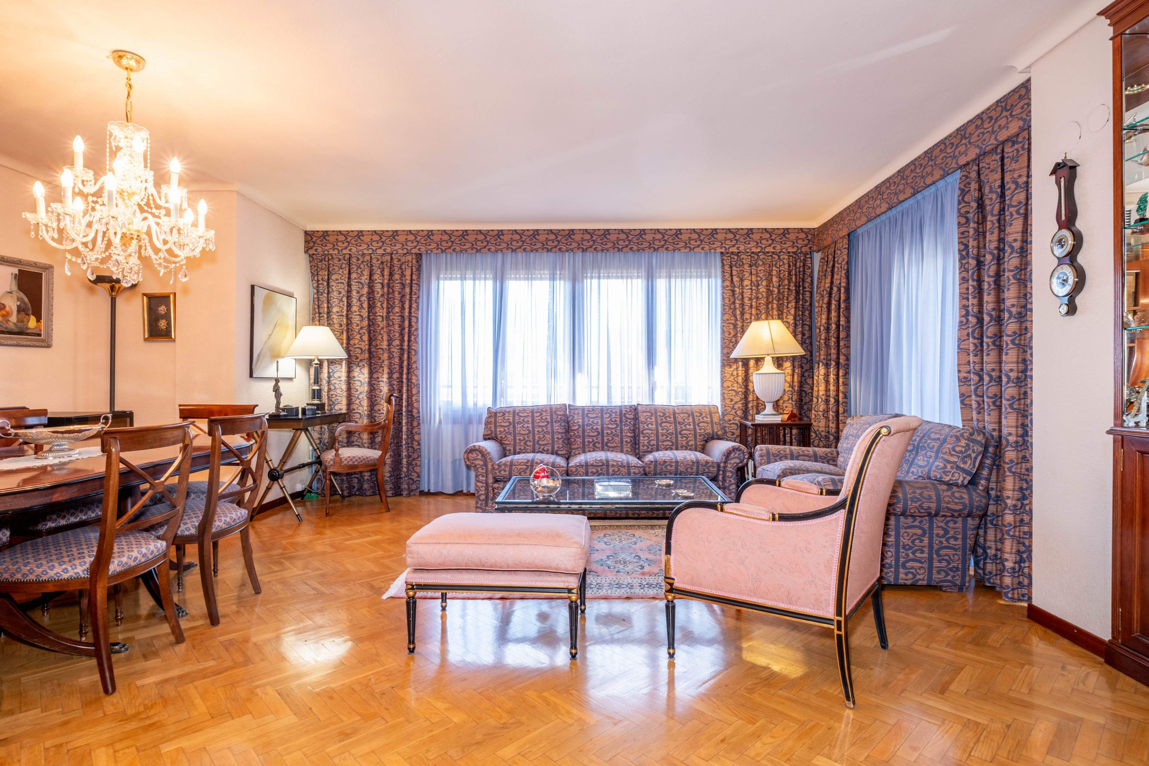 Living room of Flat for sale in  Zaragoza Capital  with Air Conditioner, Heating and Terrace