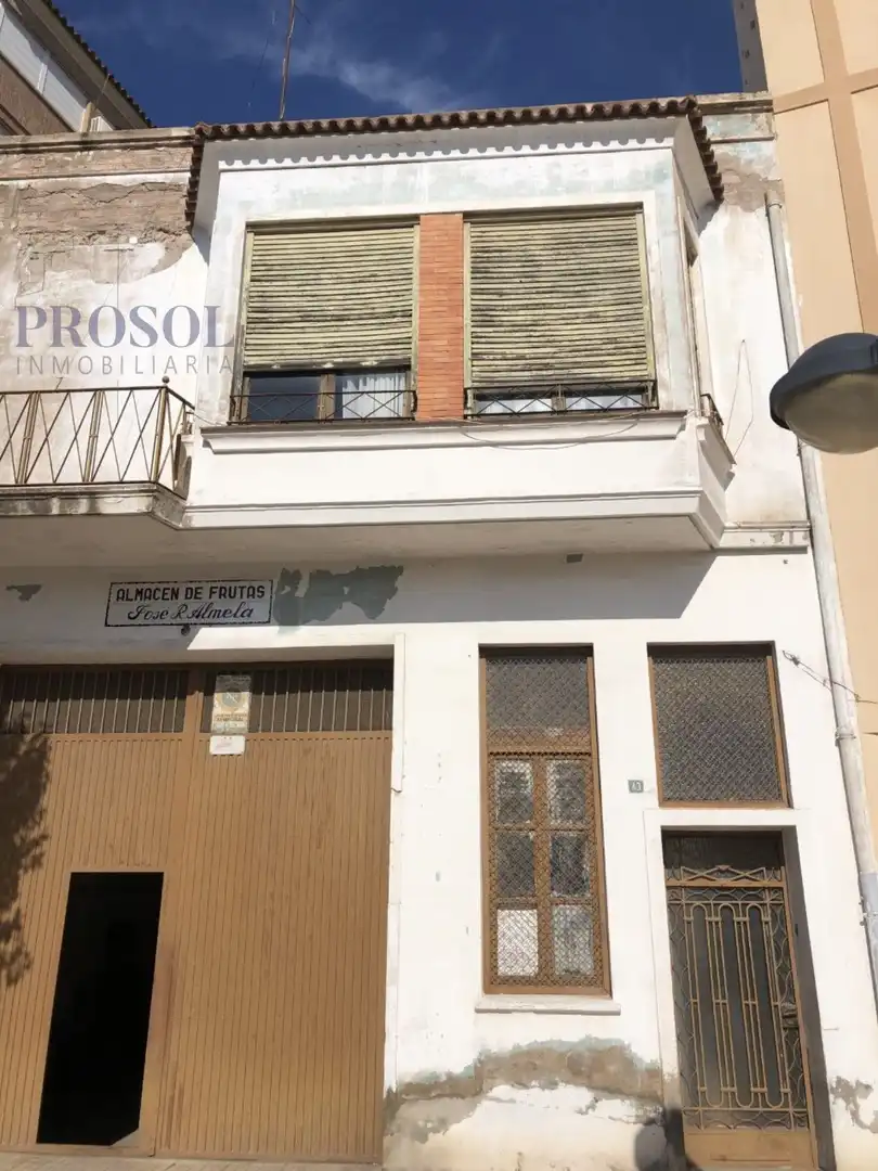Industrial building for sale in Piscinas