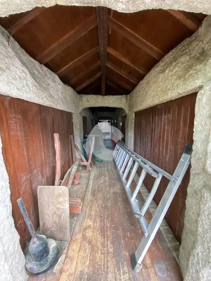 Casa o xalet en venda en San Cibrao das Viñas amb Calefacció, Jardí privat i Parquet