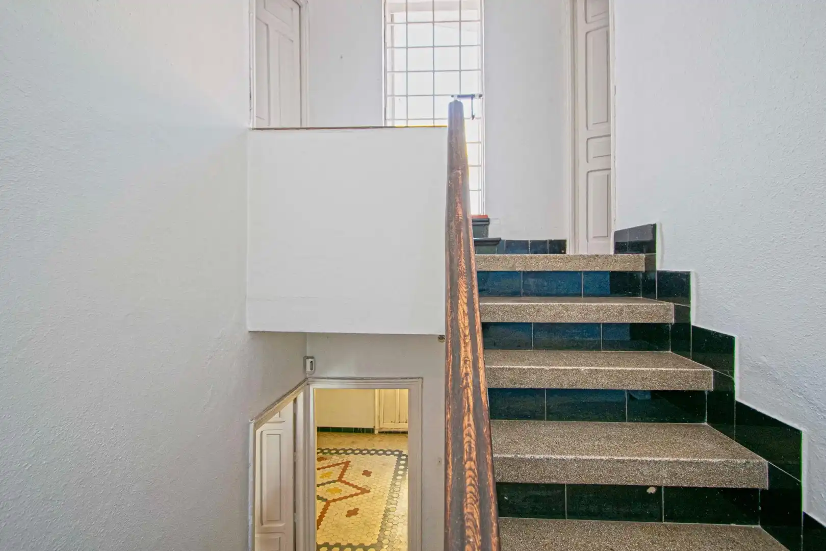 Houses for sale in Sevilla  with Air Conditioner, Terrace and Storage room