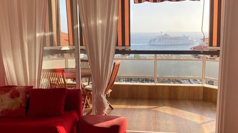 Foto 3 de Piso en venta en Avenida Juan Carlos I, Urbanización Jardines del S, Los Cristianos, Arona