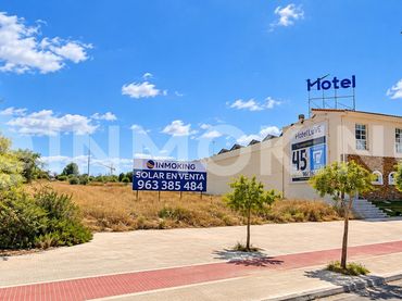 Terreny industrial de lloguer a Calle Arpella 6