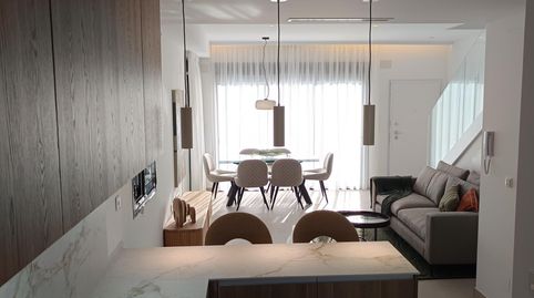 Foto 2 von Maisonette zum Verkauf in Avenida de Alegre López, Pilar de la Horadada ciudad, Pilar de la Horadada