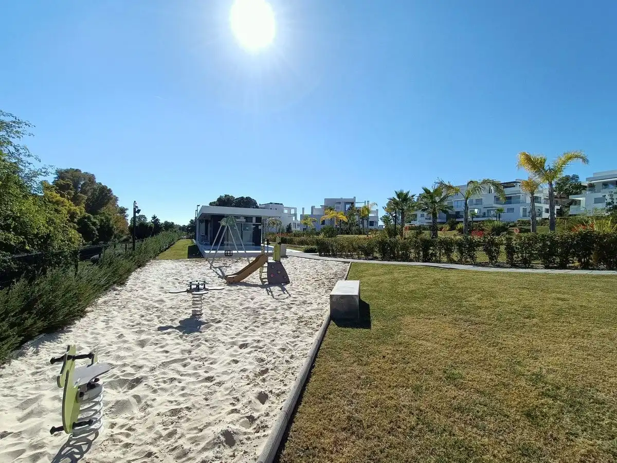 Exterior view of Flat for sale in Estepona  with Air Conditioner, Terrace and Storage room