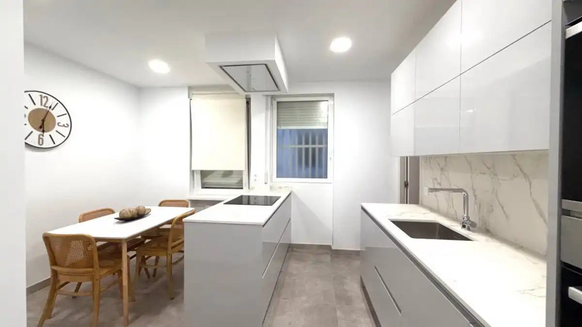 Küche von Wohnung zum Verkauf in Getxo  mit Heizung, Terrasse und Internet
