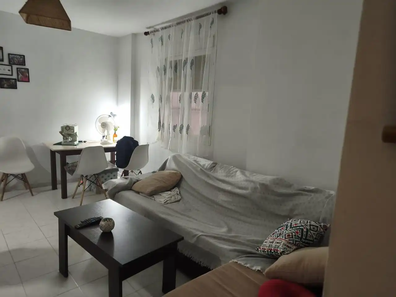 Wohnzimmer von Wohnung zur Miete in El Industrial