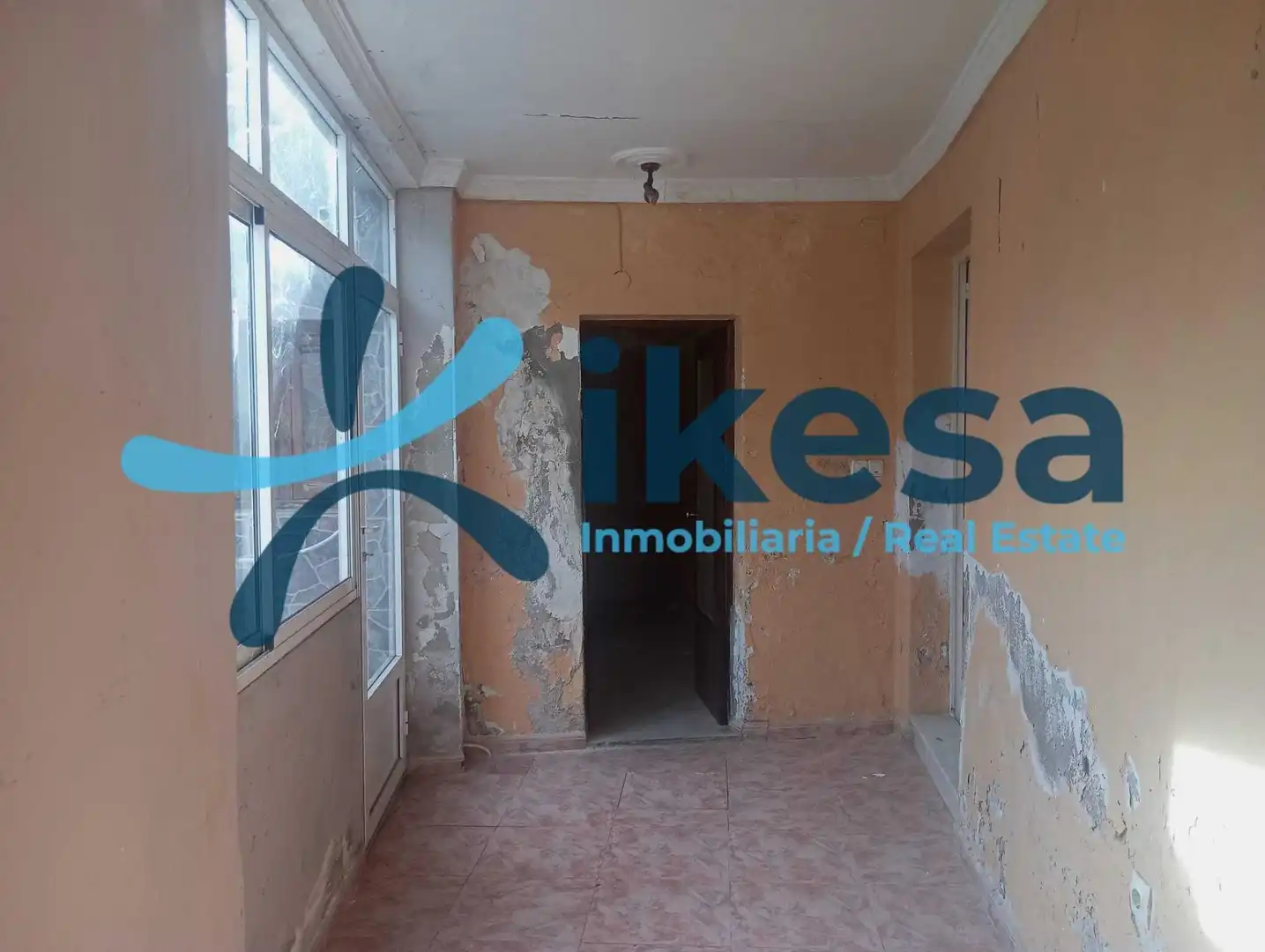 Casa adosada en venta en Burguillos del Cerro