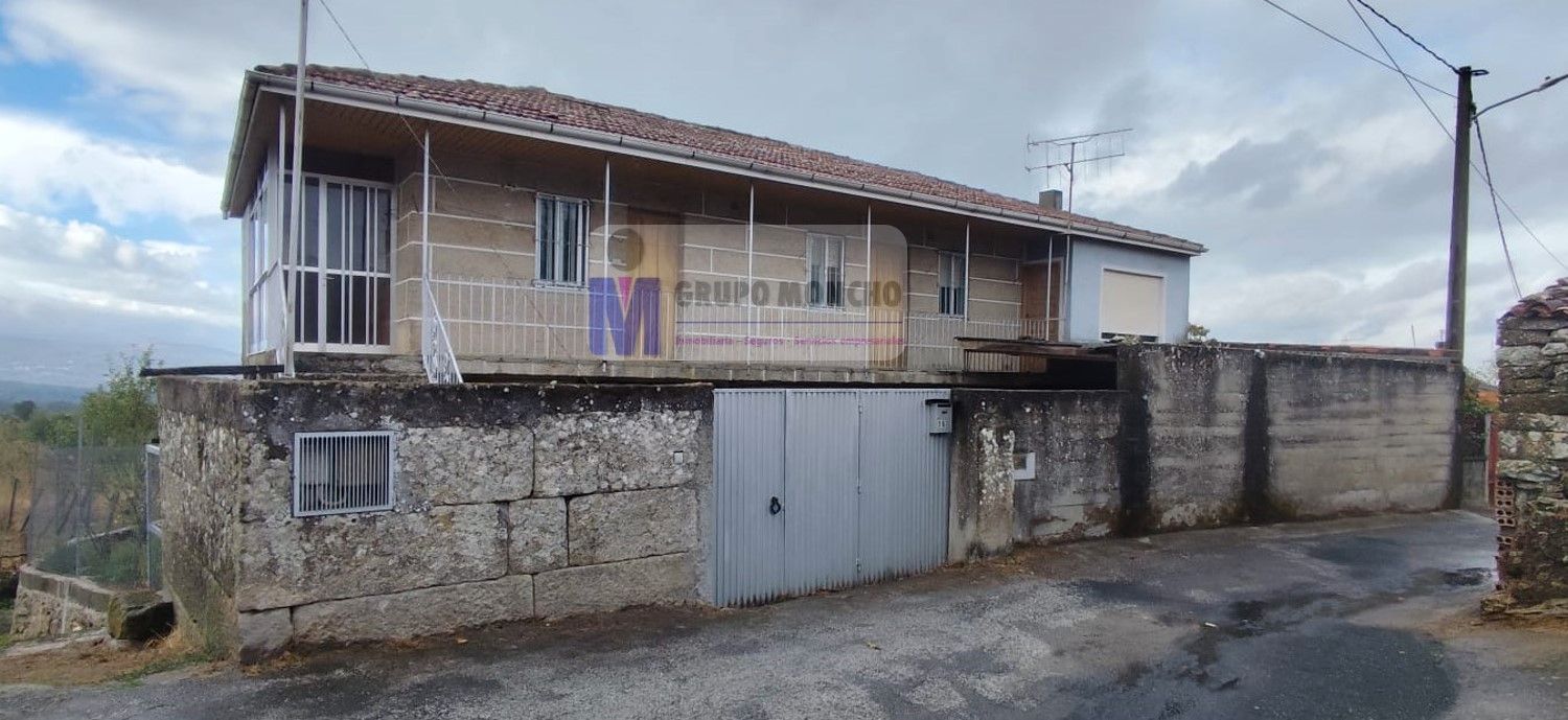 Vista exterior de Casa o xalet en venda en A Bola 