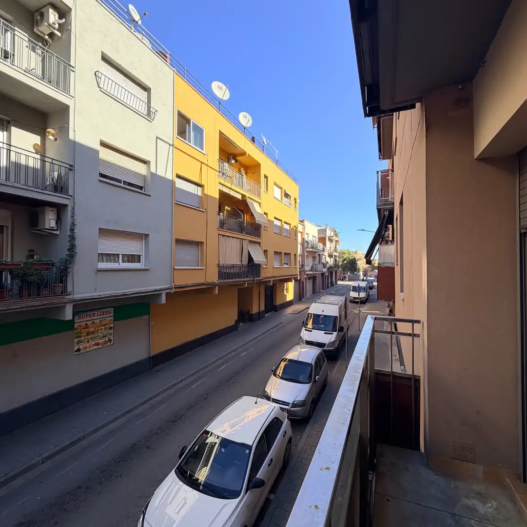 Vista exterior de Pis en venda en Terrassa amb Calefacció, Terrassa i Moblat