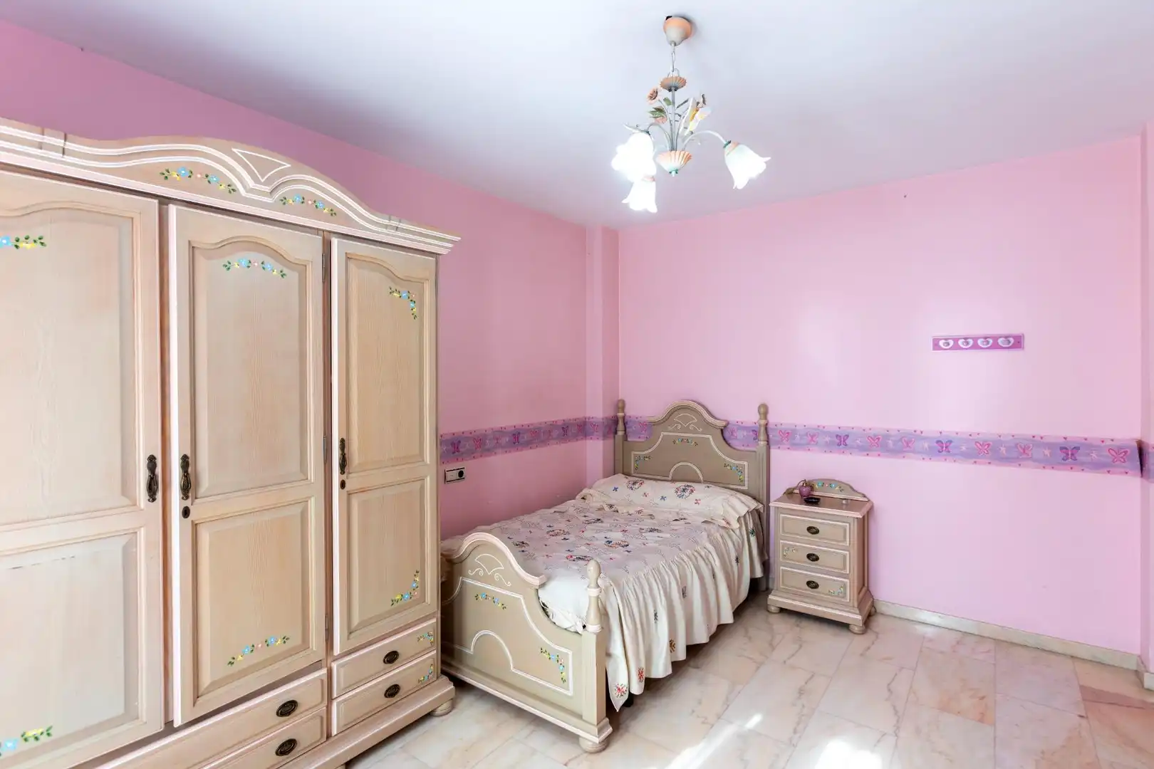 Habitación de Casa o chalet en venta en Motril con Calefacción, Jardín privado y Terraza