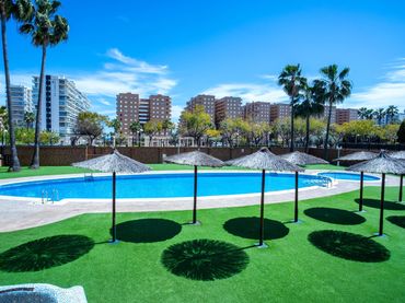 Apartament amb piscina en venda a Avenida CENTRAL 24