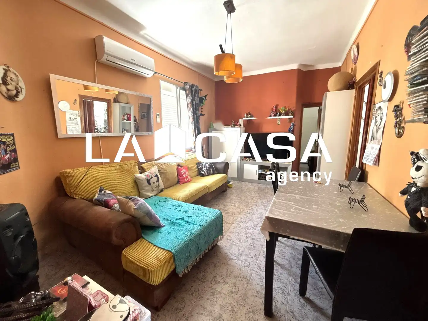 Living room of Flat for sale in Sevilla