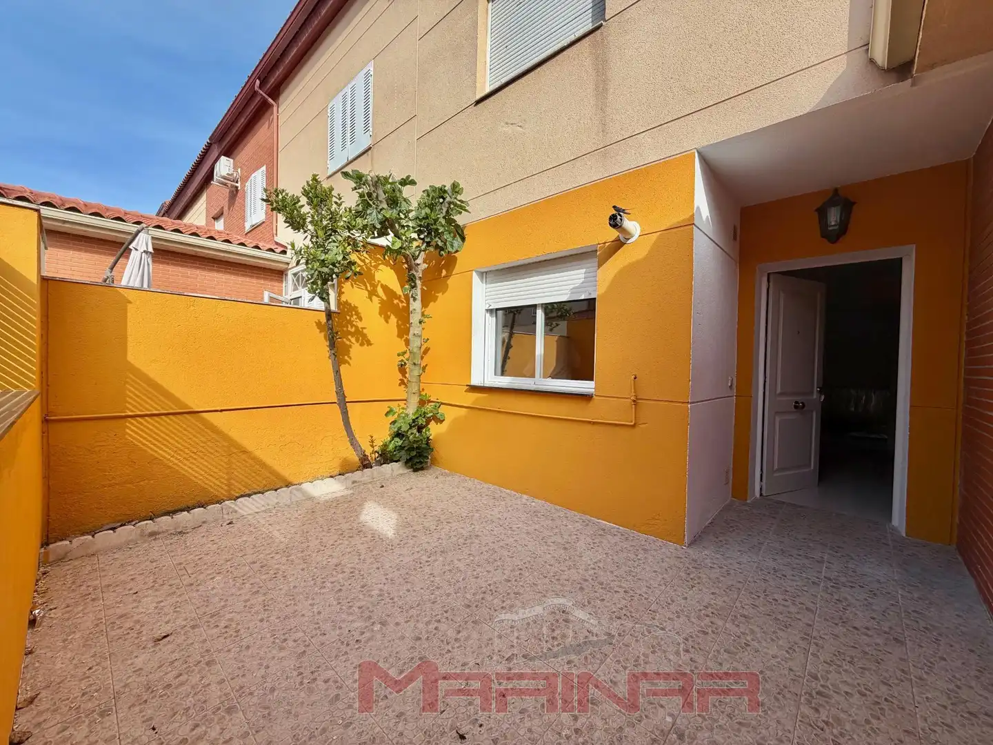 Vista exterior de Casa adosada en venta en Seseña con Calefacción y Trastero