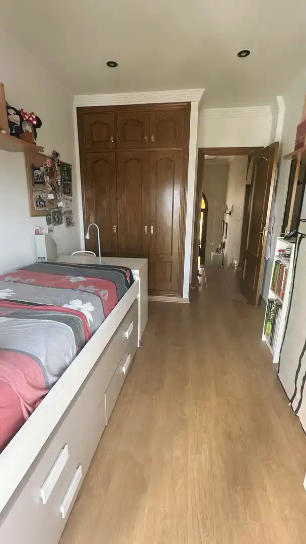 Habitación de Casa adosada en venta en Nerja