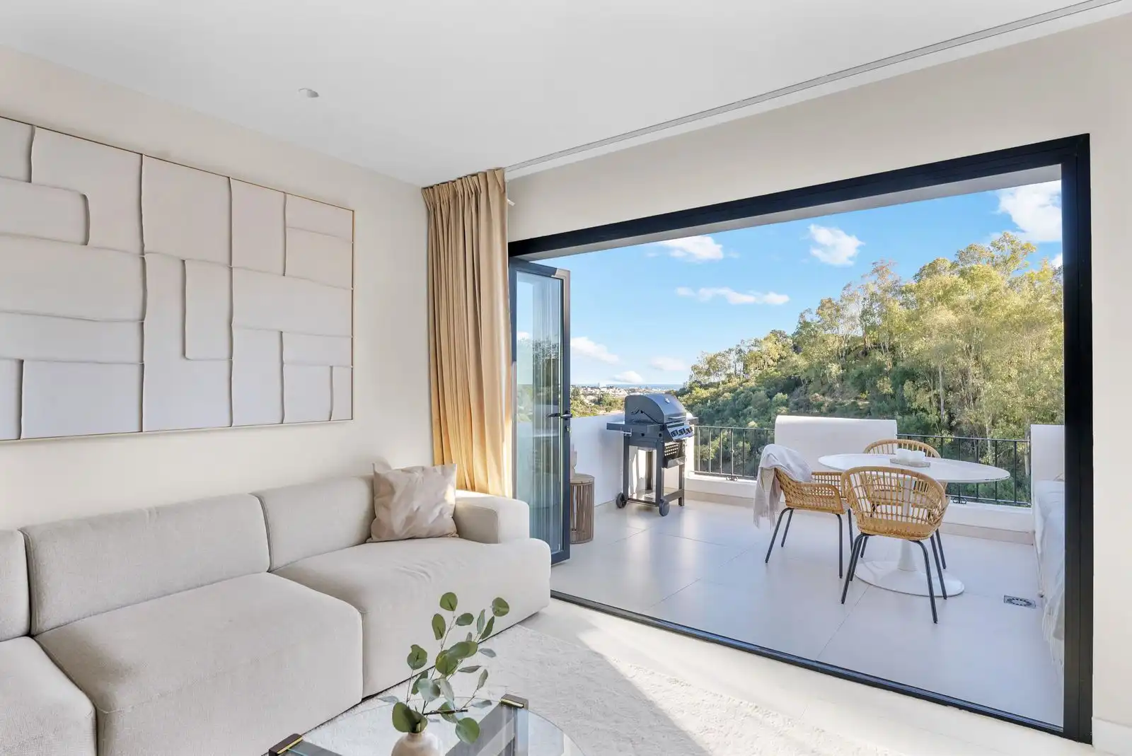 Terrace of Flat for sale in Benahavís  with Air Conditioner, Terrace and Furnished