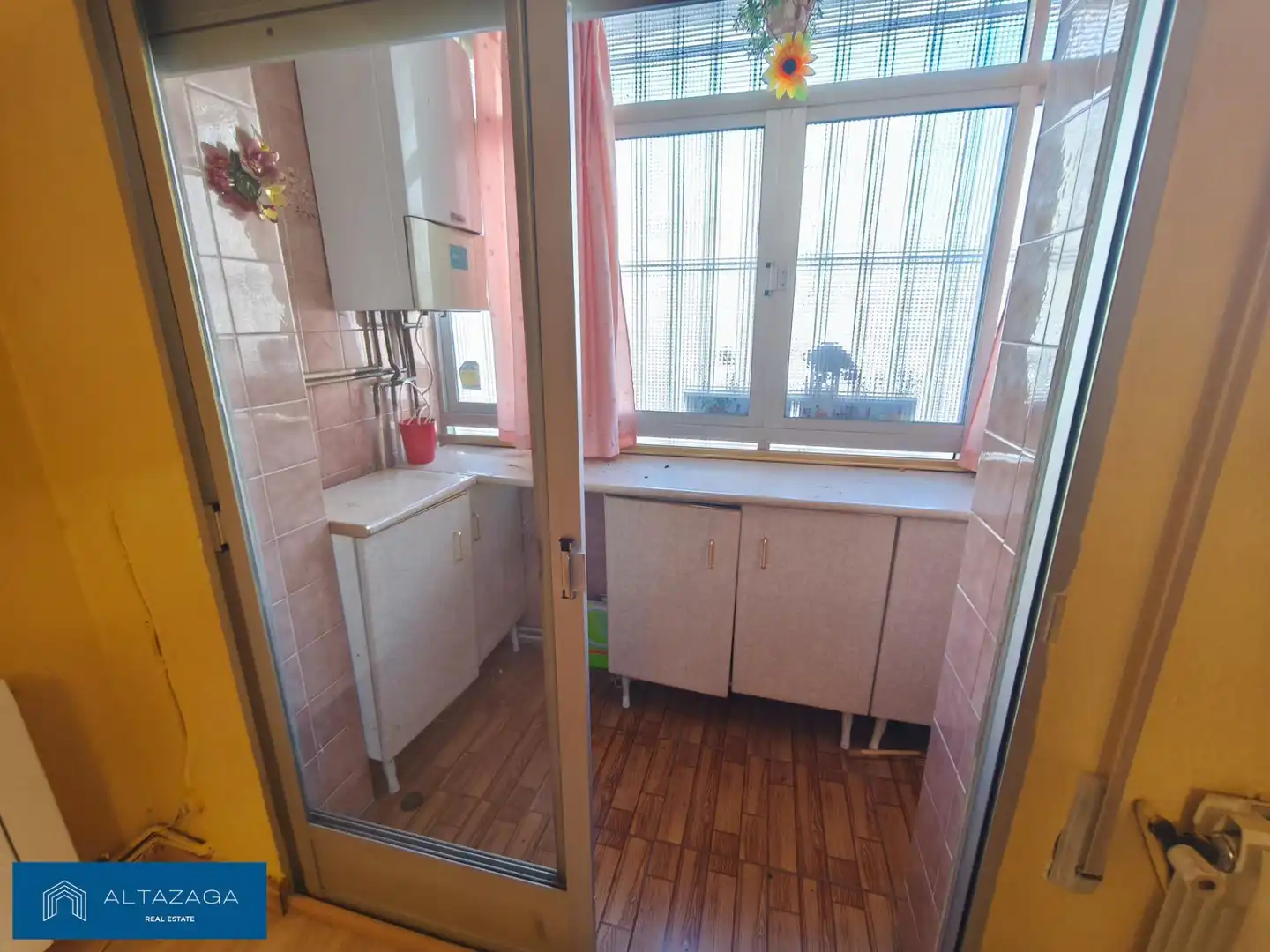 Cocina de Piso en venta en Alcobendas con Aire acondicionado, Calefacción y Jardín privado