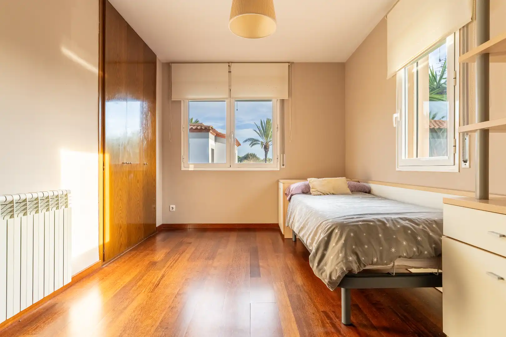 Schlafzimmer von Haus oder Chalet zum Verkauf in Reus mit Privatgarten, Parkett und Schwimmbad