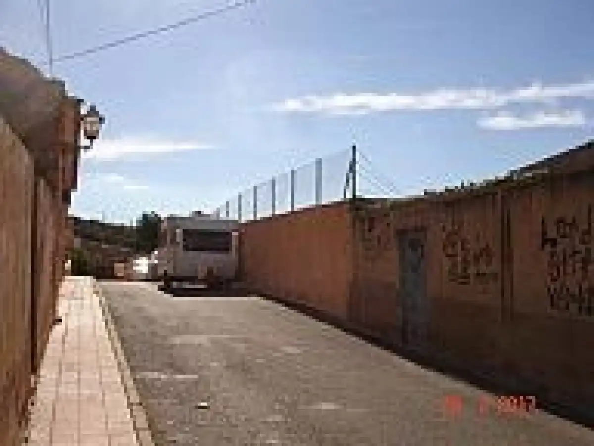 Terrenos y solares en venta en Monóvar  / Monòver