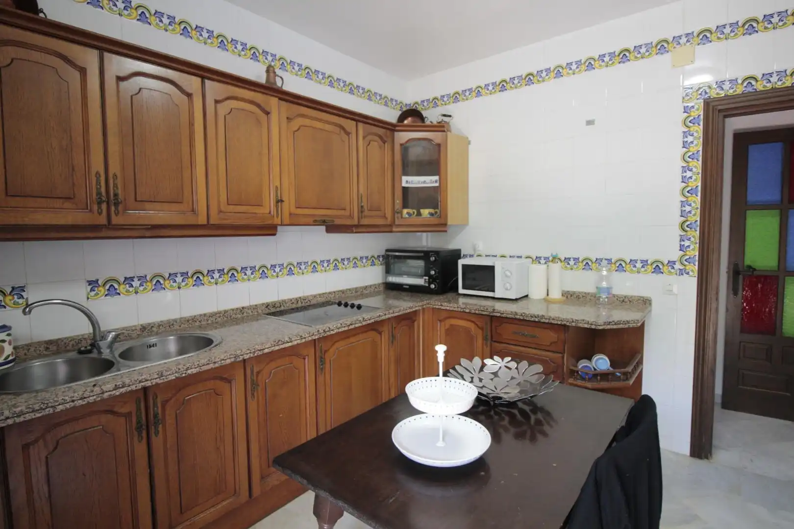 Cocina de Casa o chalet en venta en El Castillo de las Guardas con Jardín privado, Trastero y Piscina