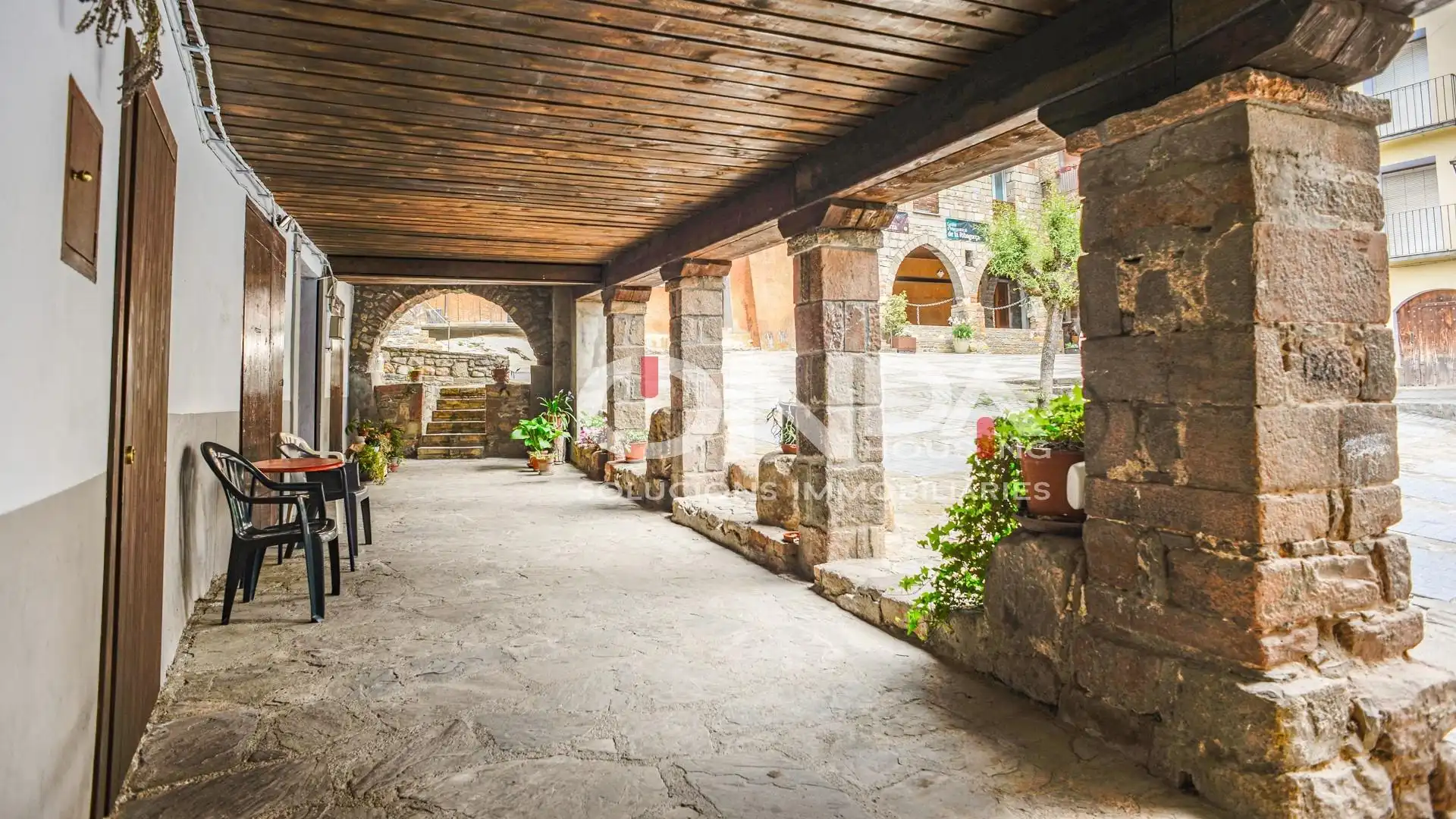 Country homes for sale in Arén