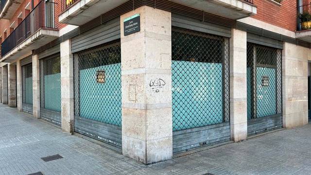 Local comercial en Alquiler en Carrer de Francesc Macià i Llussà en Tres Torres