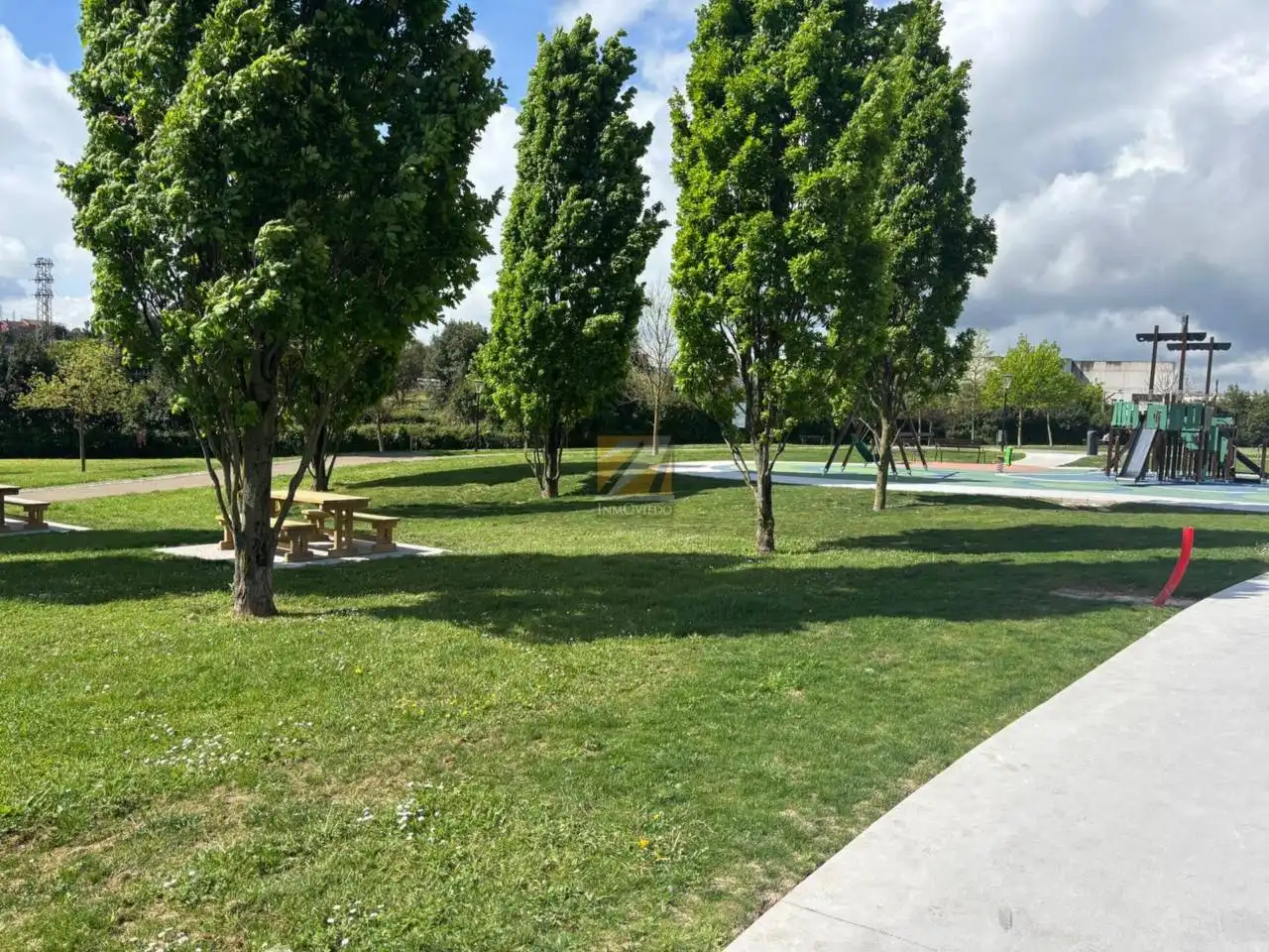 Garten von Wohnung zum Verkauf in Gijón  mit Heizung, Abstellraum und Möbliert