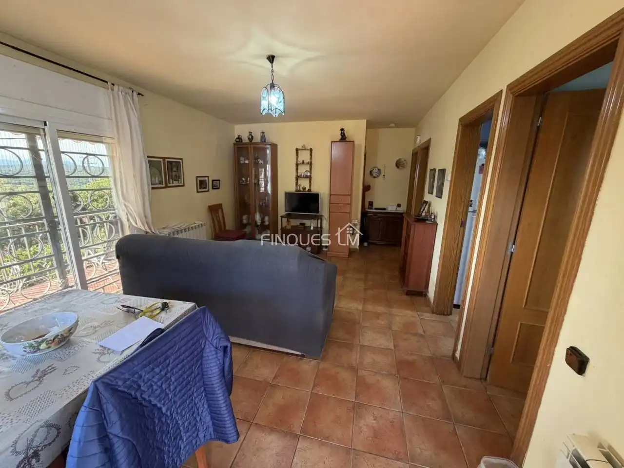 Sala d'estar de Casa o xalet en venda en Tordera amb Calefacció, Jardí privat i Terrassa