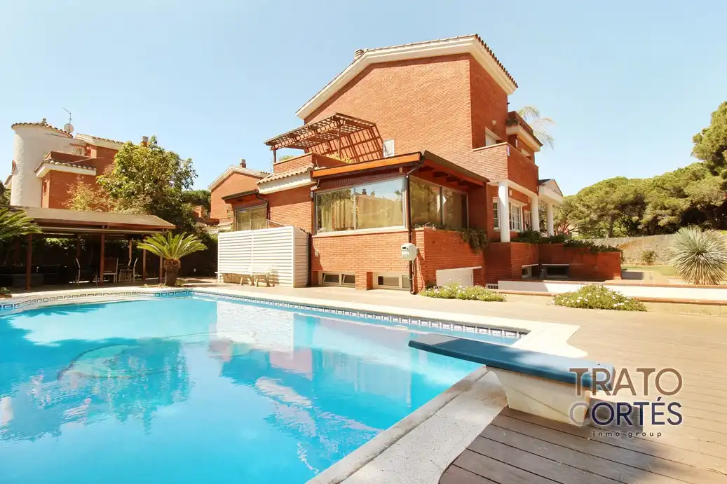 Villa mit Terrasse zum Verkauf in Avinguda d'Europa, imagen 2