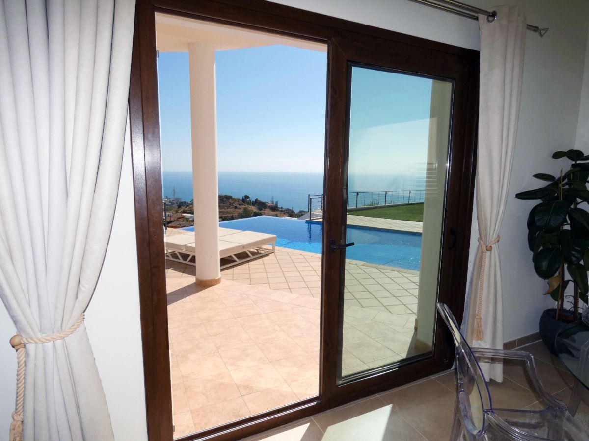 Casa o xalet en venda en Benalmádena amb Aire condicionat, Calefacció i Jardí privat