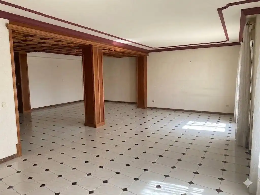 Flat for sale in Silla  with Balcony