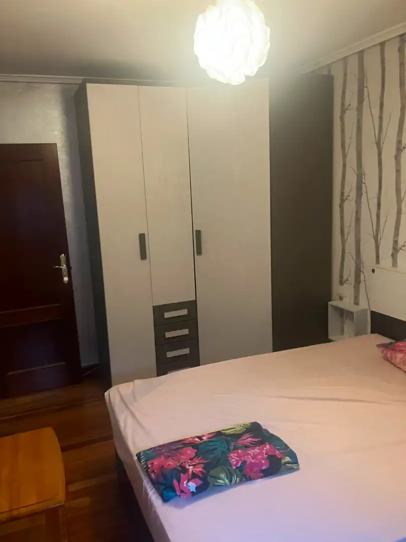 Bedroom of Flat for rent in Leioa  with Heating, Furnished and Oven