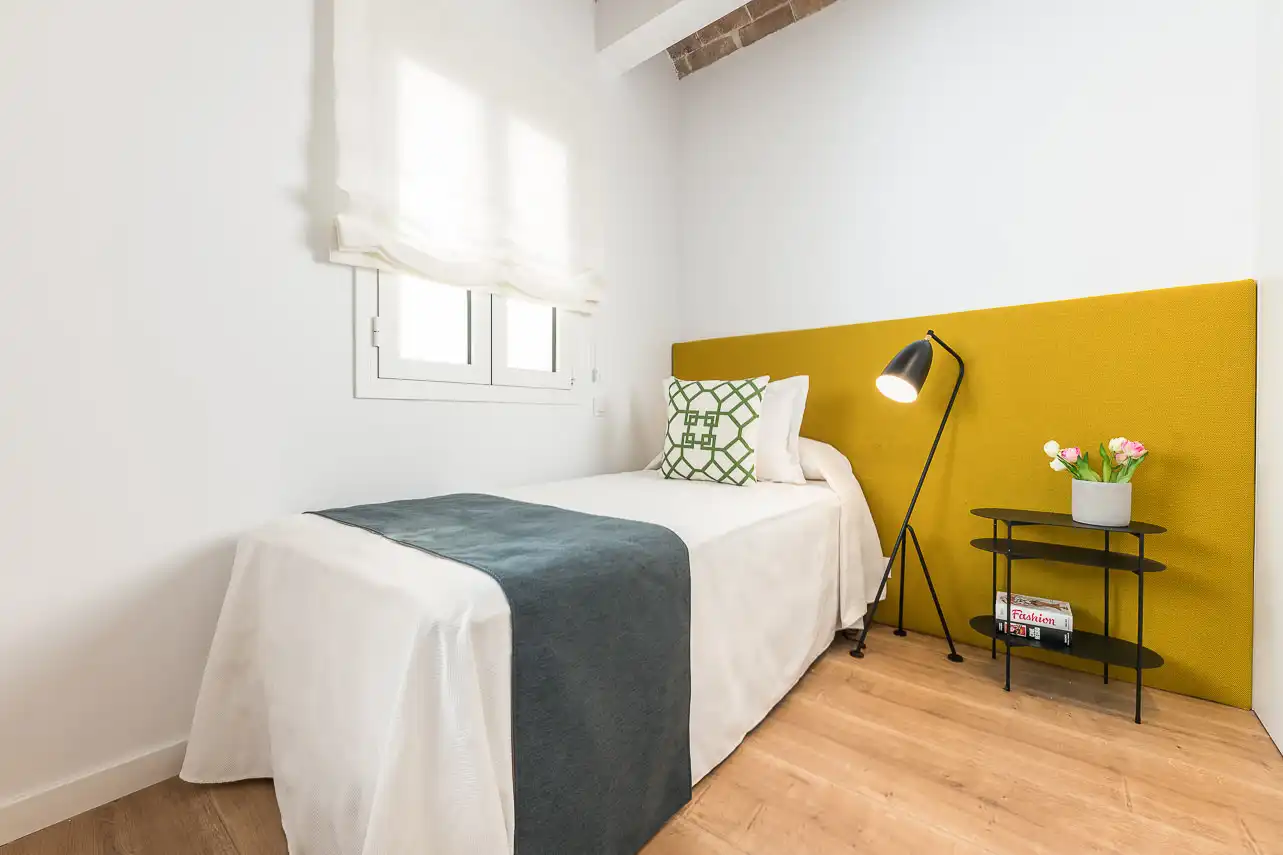 Habitación de Apartamento de alquiler en Barcelona con Aire acondicionado, Calefacción y Amueblado