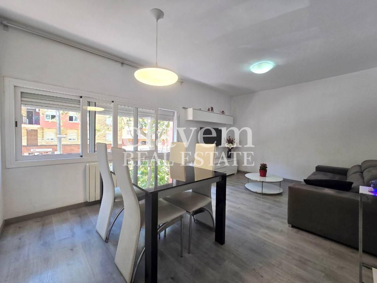Flat for sale in De Fabra I Puig, El Turó de la Peira
