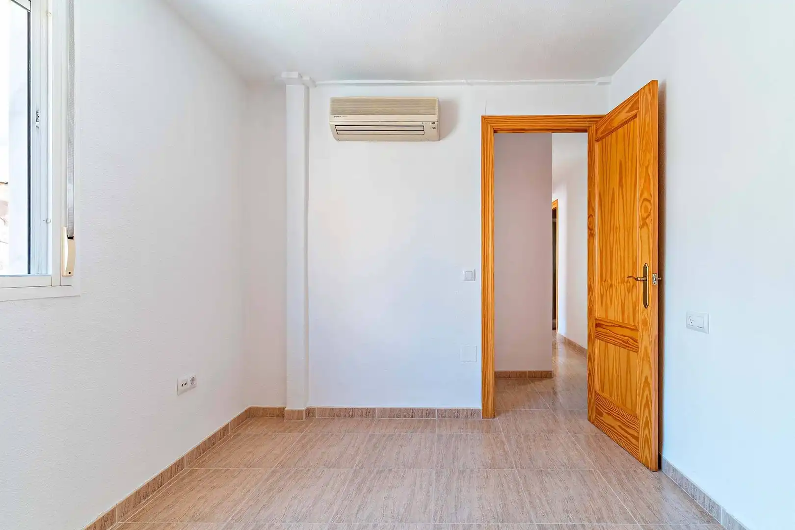 Residencial en venda a Calle TENOR IRIBARNE, imagen 9