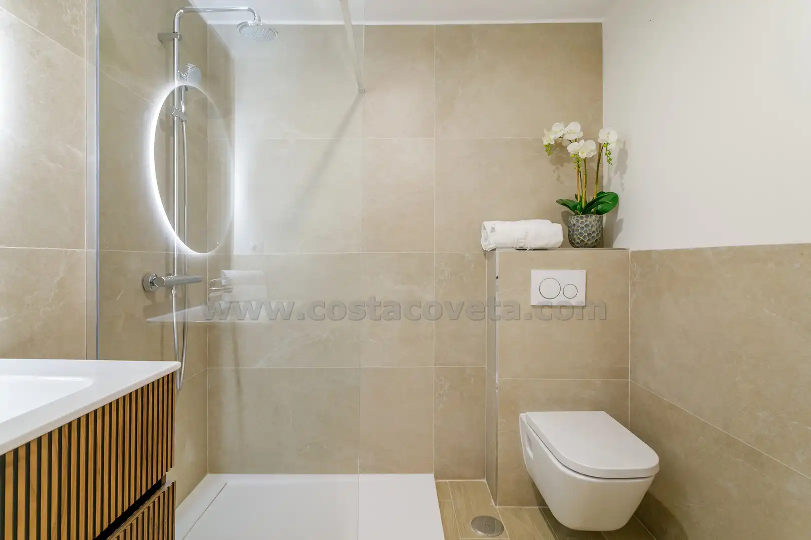 Bathroom of Attic for sale in El Campello  with Air Conditioner, Storage room and Furnished